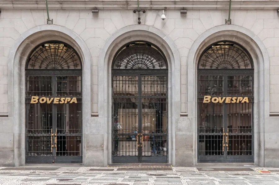 Prédio da bolsa, no centro de São Paulo. Foto: Wilfredor, via Wikimedia Commons, CC BY-SA 4.0