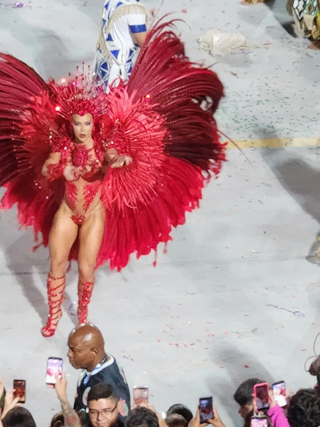 Anitta, Virginia e a coroa da Grande Rio