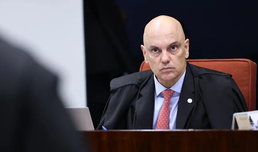 Alexandre de Moraes na 1ª Turma do STF, em fevereiro de 2026. Foto: Antonio Augusto/STF, via Wikimedia Commons