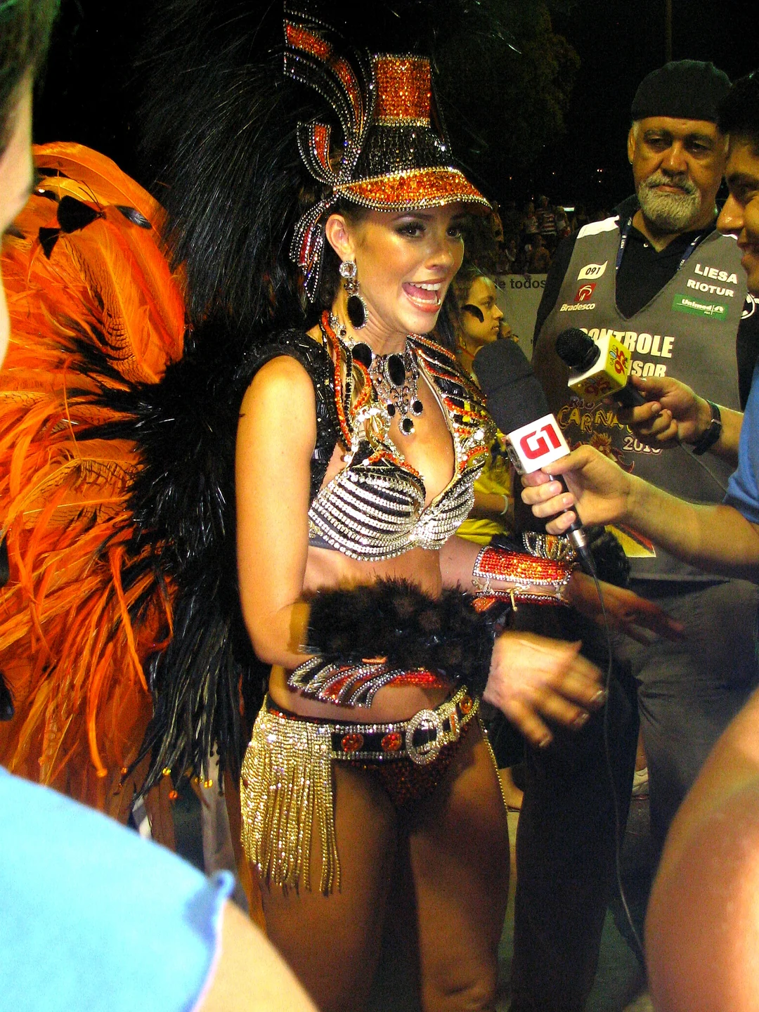 Paolla Oliveira volta ao Carnaval