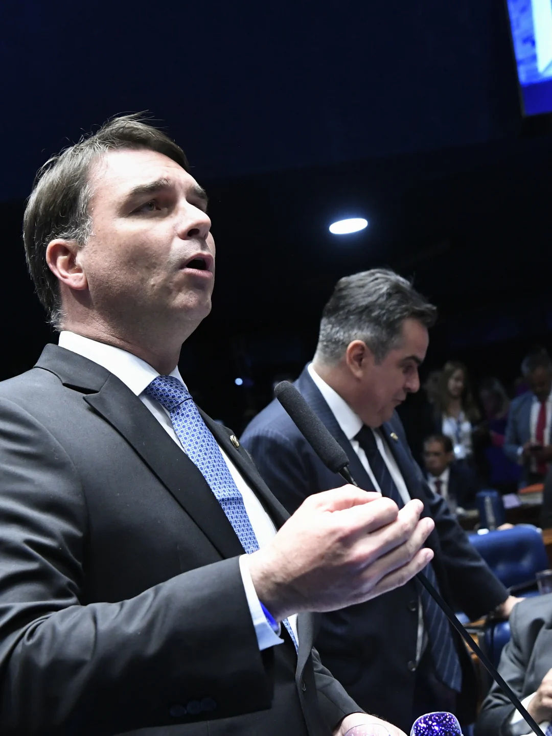 Parcial do TSE: Flávio 50,2% x Lula 41,6%
