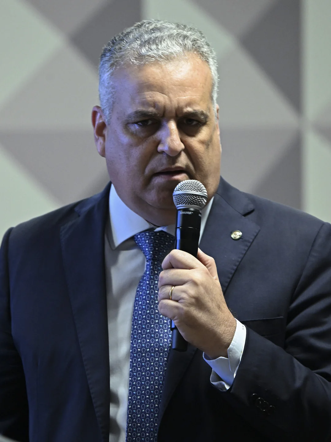 Quem é Alfredo Gaspar, vice de Flávio