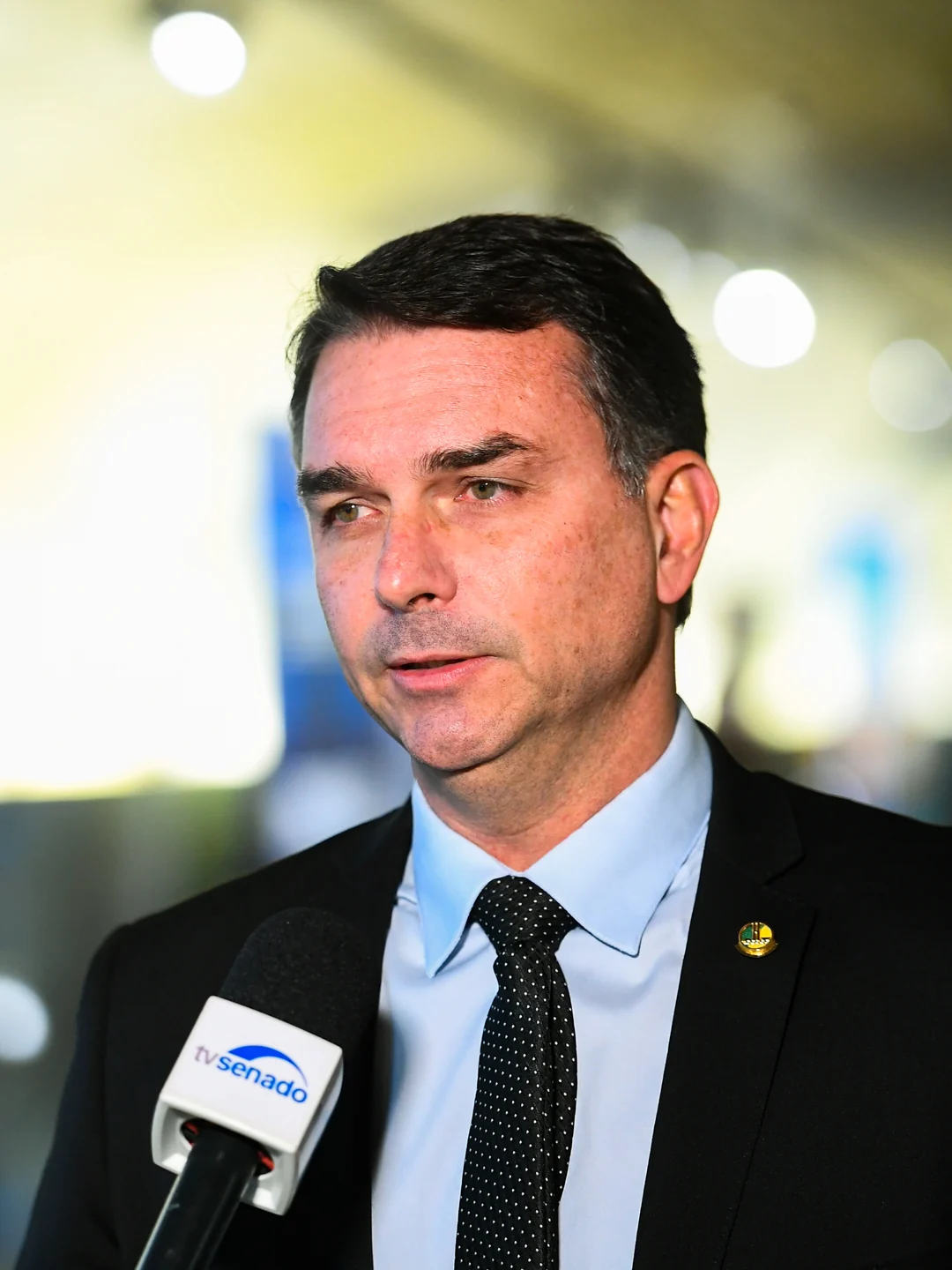 Flávio Bolsonaro: a história inteira
