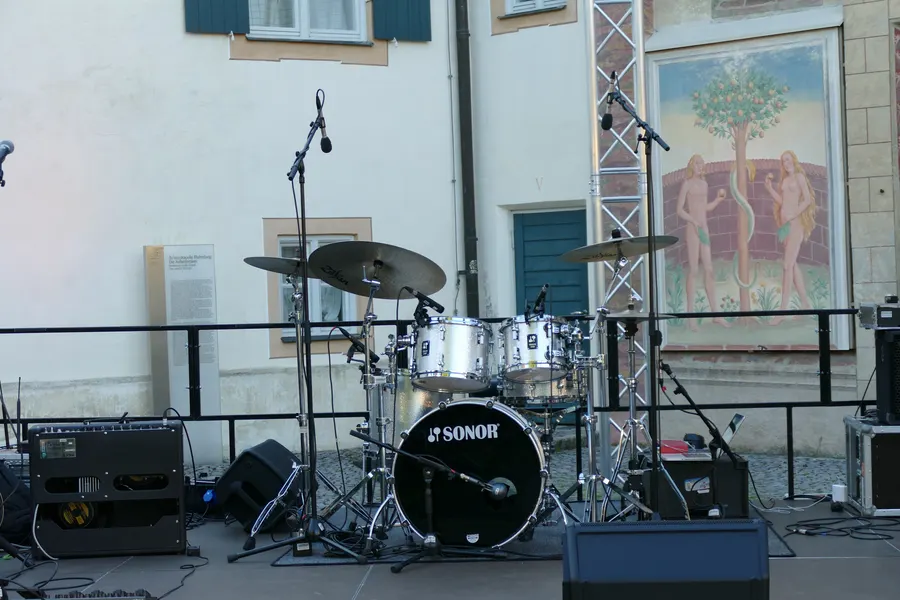 Palco de show. Imagem ilustrativa. Foto: Kritzolina, via Wikimedia Commons, CC BY-SA 4.0