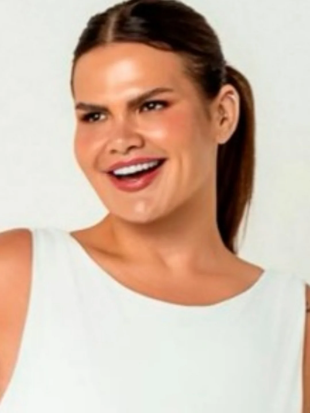 Thais Carla e a cirurgia da pele