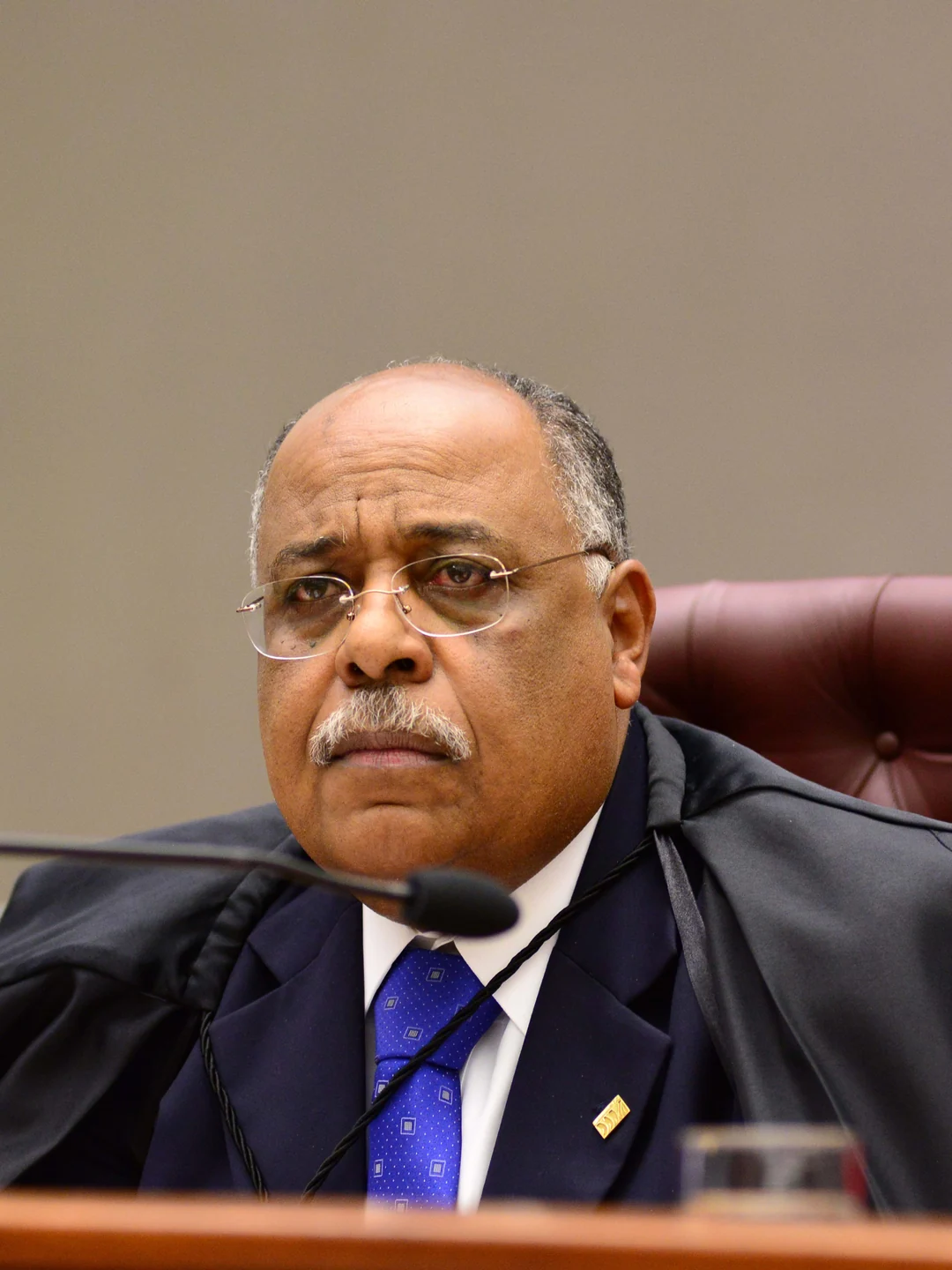 A PF no gabinete do desembargador