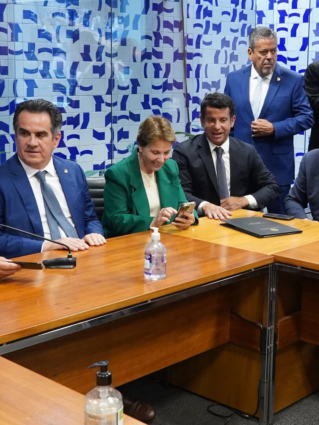União e PP fecham com Flávio